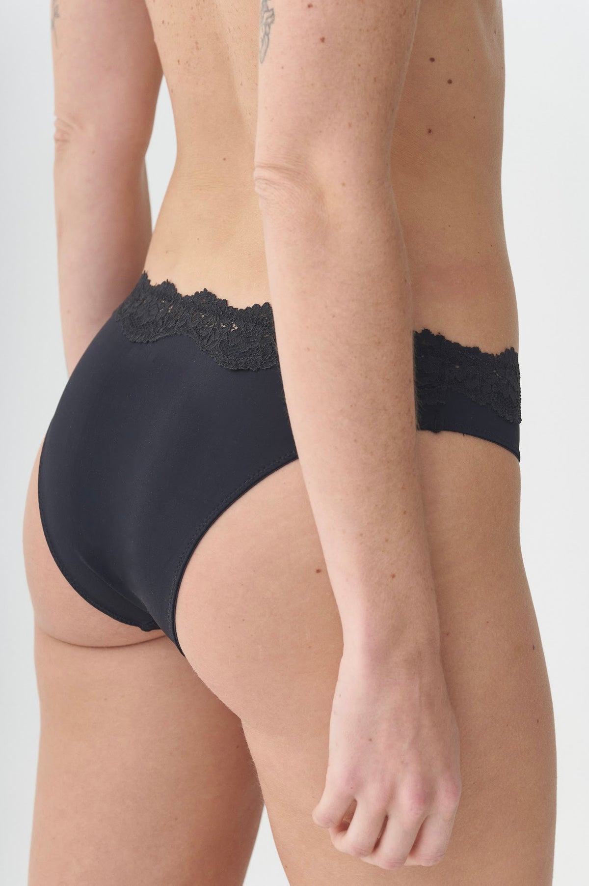 Vedetina Diamond - Negro
