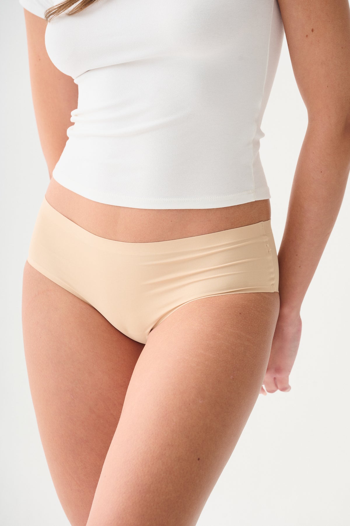 Pack x 3 Culotte Sin Costuras - Nude, Blanco y Negro - Negro Off White Nude