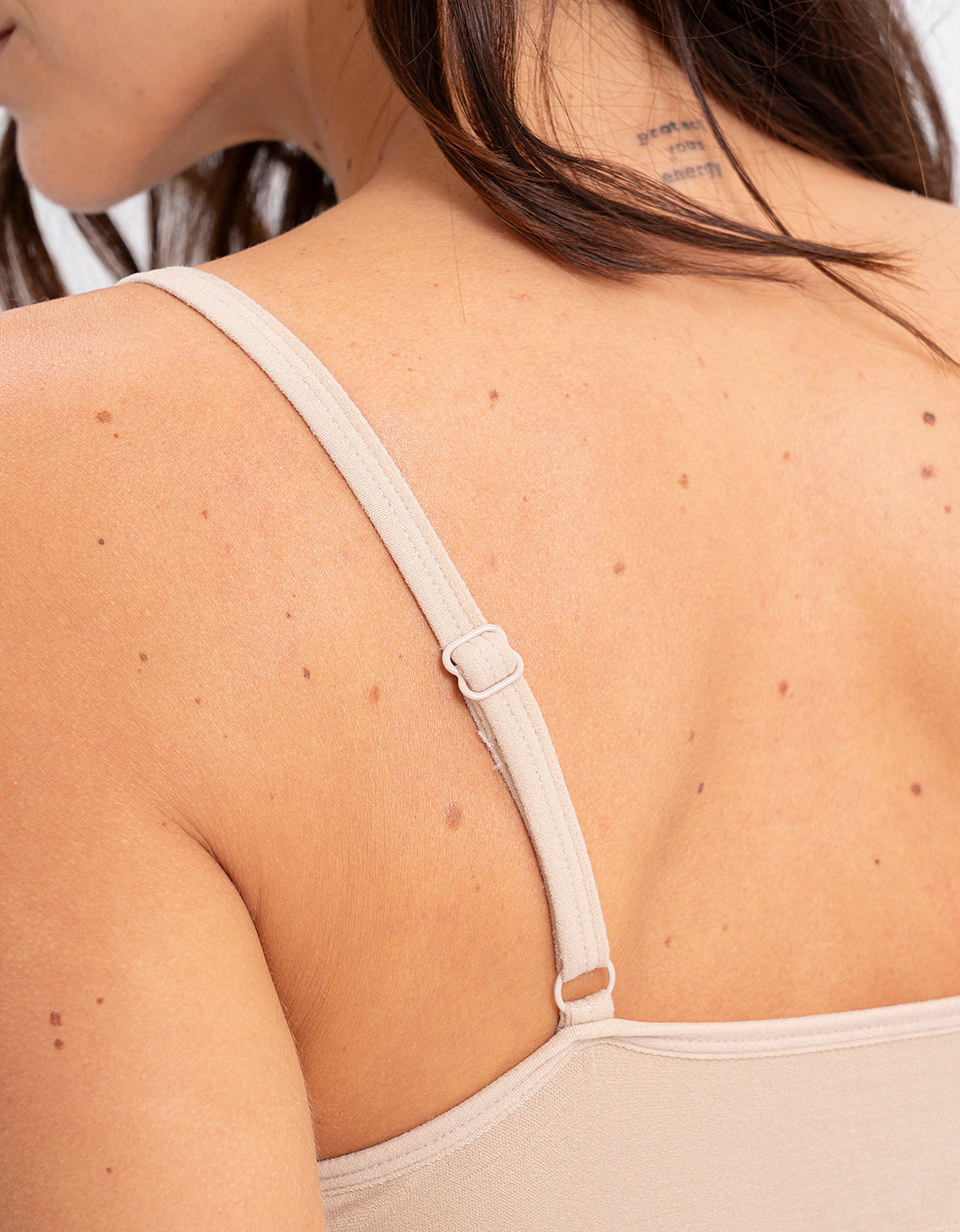 Pack corpiño seamless x 5 - Negro Skin Choco Rosa Off white